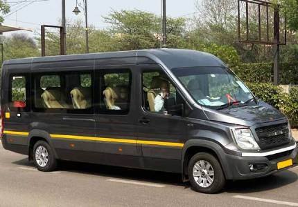 Urbania Traveller 17 Seater